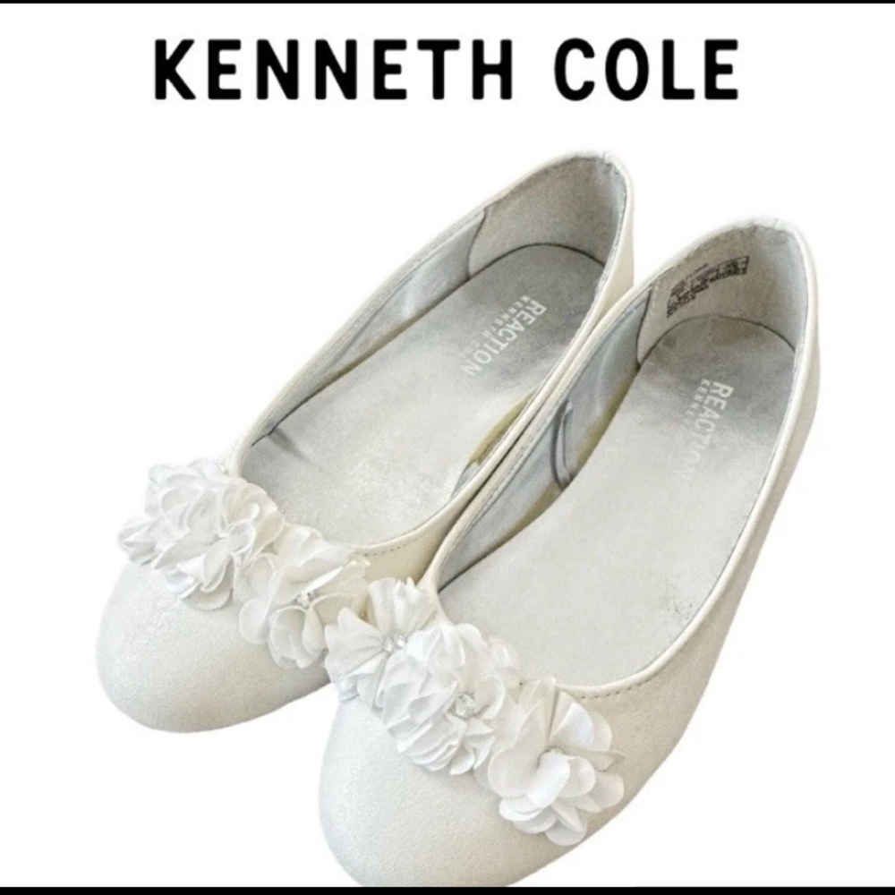 Kenneth Cole Reaction Girls Size 1 Vote White Flower Girl Wedding Ballet Flats